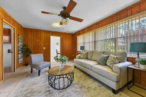 3383 Pickwick Drive S Jacksonville FL 32257