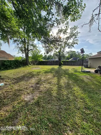 8638 Devoe Street N Jacksonville FL 32220