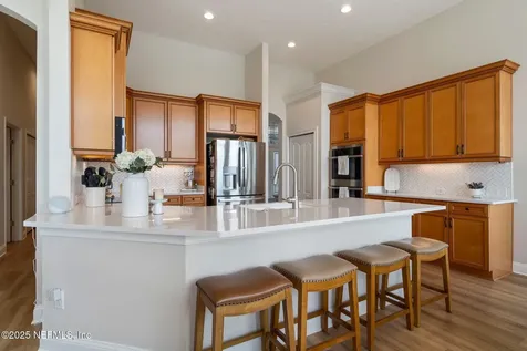 908 Cavanaugh Drive Jacksonville FL 32259
