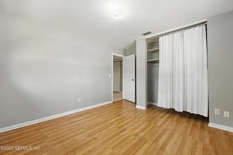 1845 Hawaii Drive E Jacksonville FL 32246