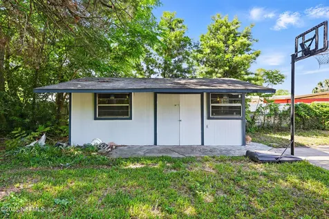 1845 Hawaii Drive E Jacksonville FL 32246