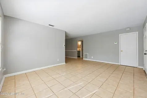 1845 Hawaii Drive E Jacksonville FL 32246