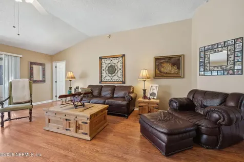2857 Canyon Falls Drive Jacksonville FL 32224