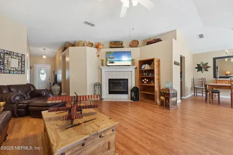 2857 Canyon Falls Drive Jacksonville FL 32224