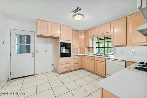 8427 Brierwood Road Jacksonville FL 32217