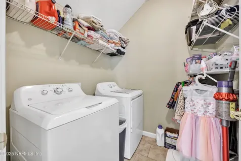 8064 Tuxford Lane Jacksonville FL 32244
