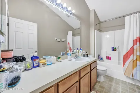 8064 Tuxford Lane Jacksonville FL 32244