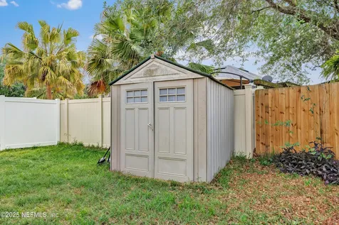 8064 Tuxford Lane Jacksonville FL 32244
