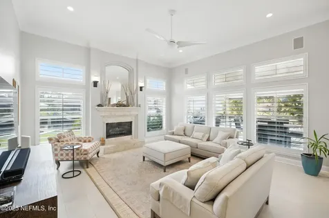 4468 Harbour North Court Jacksonville FL 32225