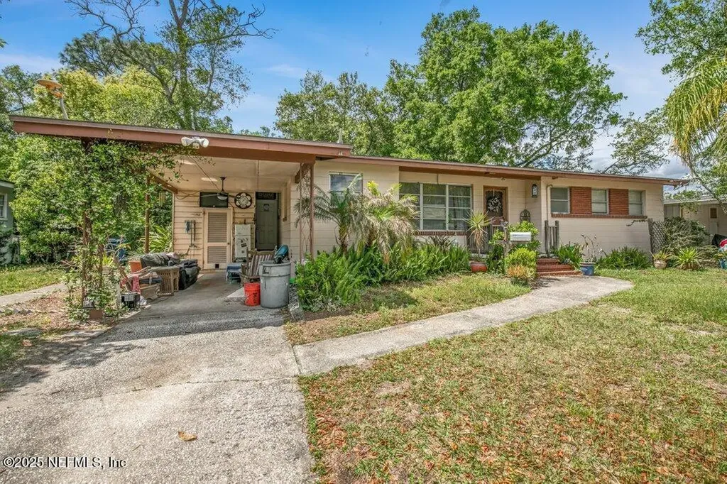 2860 Charme Drive Jacksonville FL 32277