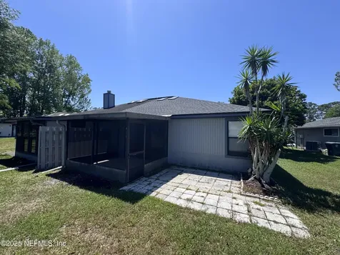 2417 Ironstone Drive W Jacksonville FL 32246