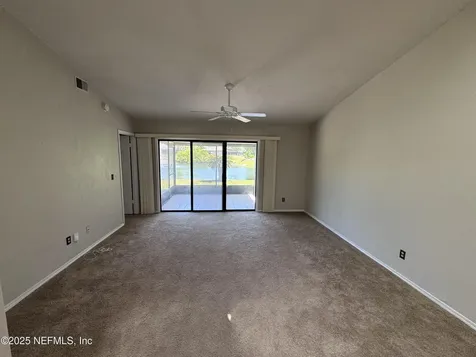 2417 Ironstone Drive W Jacksonville FL 32246