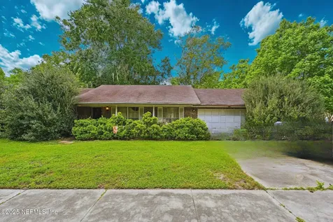 6698 Arrowroot Drive Jacksonville FL 32244