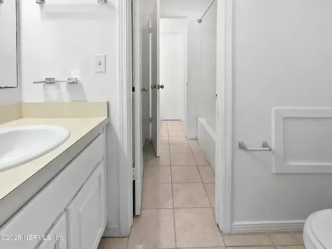 4543 Melissa Court W Jacksonville FL 32210