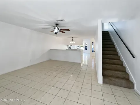 4543 Melissa Court W Jacksonville FL 32210