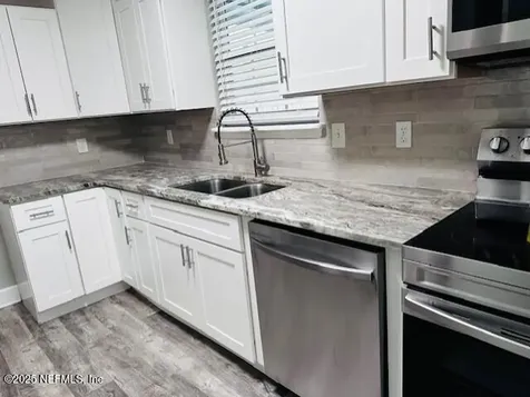 2421 Sharon Lake Drive Jacksonville FL 32210
