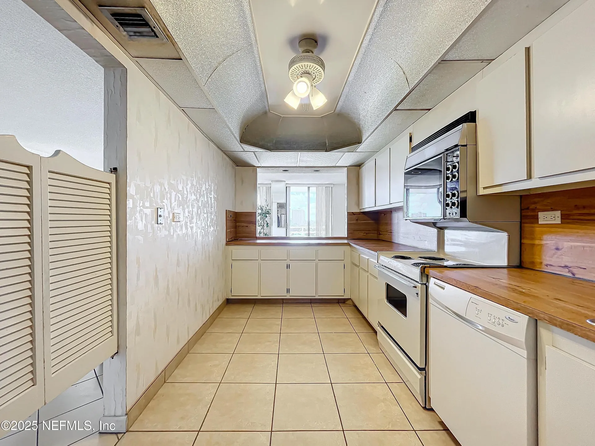 20225 NE 34th Court Miami FL 33810