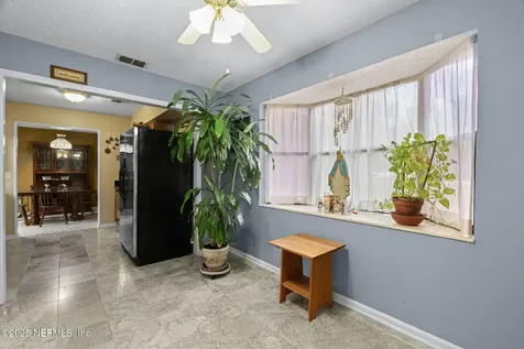 556 San Pablo Road N Jacksonville FL 32225
