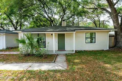 556 San Pablo Road N Jacksonville FL 32225