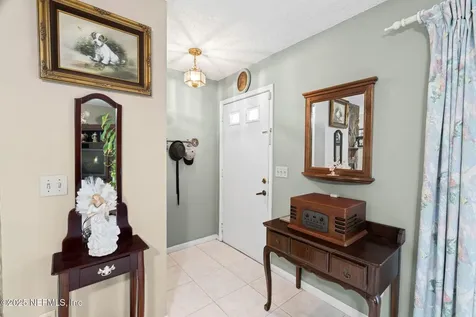 556 San Pablo Road N Jacksonville FL 32225