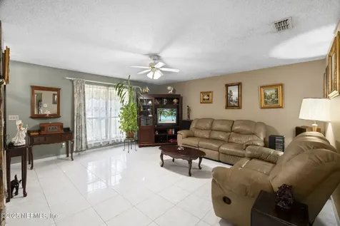 556 San Pablo Road N Jacksonville FL 32225