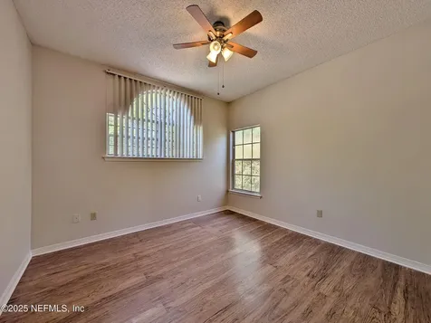 10257 Triple Crown Avenue Jacksonville FL 32257