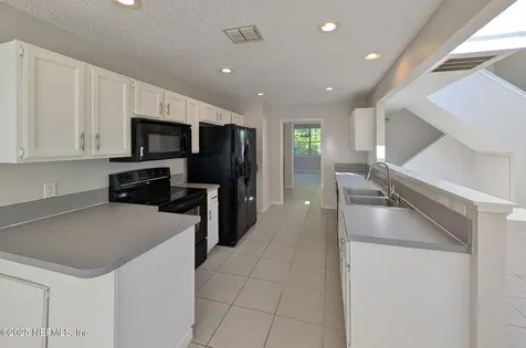 10257 Triple Crown Avenue Jacksonville FL 32257