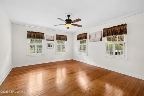 2926 Oak Street Jacksonville FL 32205