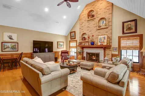 4480 Oak Bay Drive W Jacksonville FL 32277