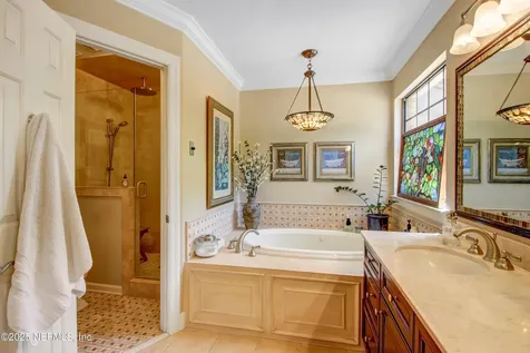 4480 Oak Bay Drive W Jacksonville FL 32277