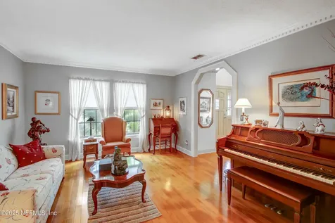 4480 Oak Bay Drive W Jacksonville FL 32277