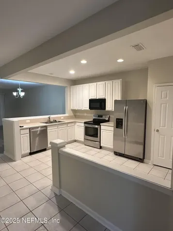 3104 Hollow Tree Court Jacksonville FL 32216