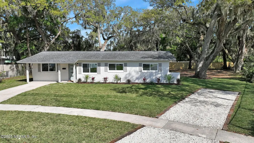 2603 Nipigon Avenue E Jacksonville FL 32233