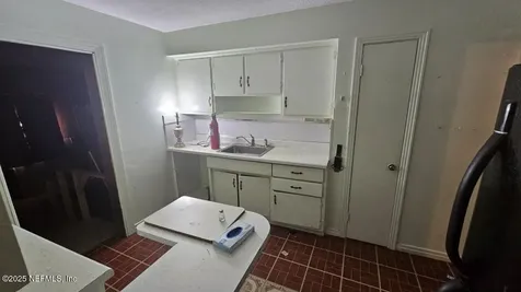 2652 Townsend Boulevard Jacksonville FL 32211