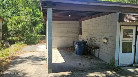 2652 Townsend Boulevard Jacksonville FL 32211