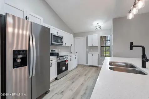 7369 Sweet Pea Trail Jacksonville FL 32244