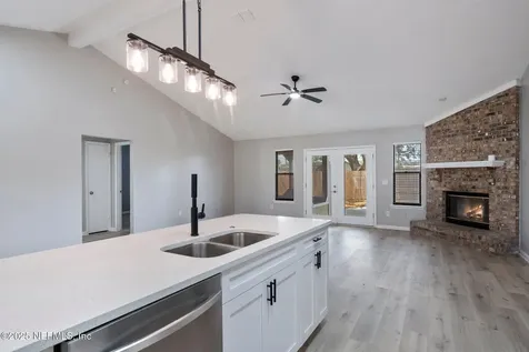 7369 Sweet Pea Trail Jacksonville FL 32244