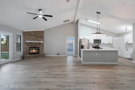 7369 Sweet Pea Trail Jacksonville FL 32244