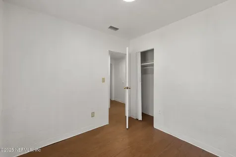 5813 Oaklane Drive Jacksonville FL 32244