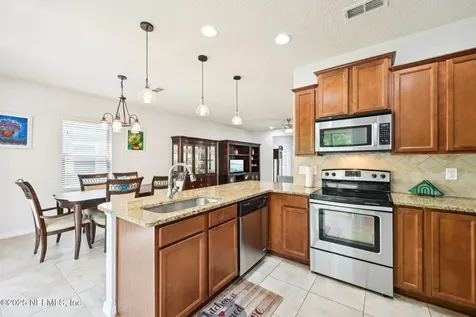 7018 Beauhaven Court Jacksonville FL 32258