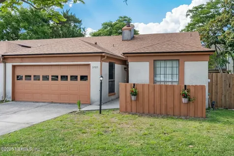 9709 Fawn Brook Circle N Jacksonville FL 32256