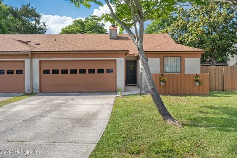 9709 Fawn Brook Circle N Jacksonville FL 32256