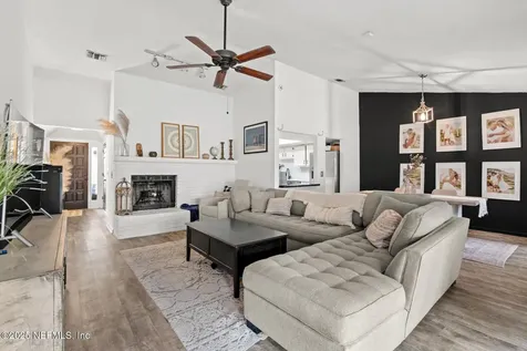 9709 Fawn Brook Circle N Jacksonville FL 32256