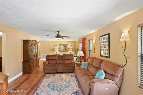 1542 Surrey Glen Cove Middleburg FL 32068