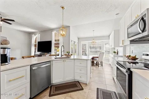 2343 Longmont Drive Jacksonville FL 32246