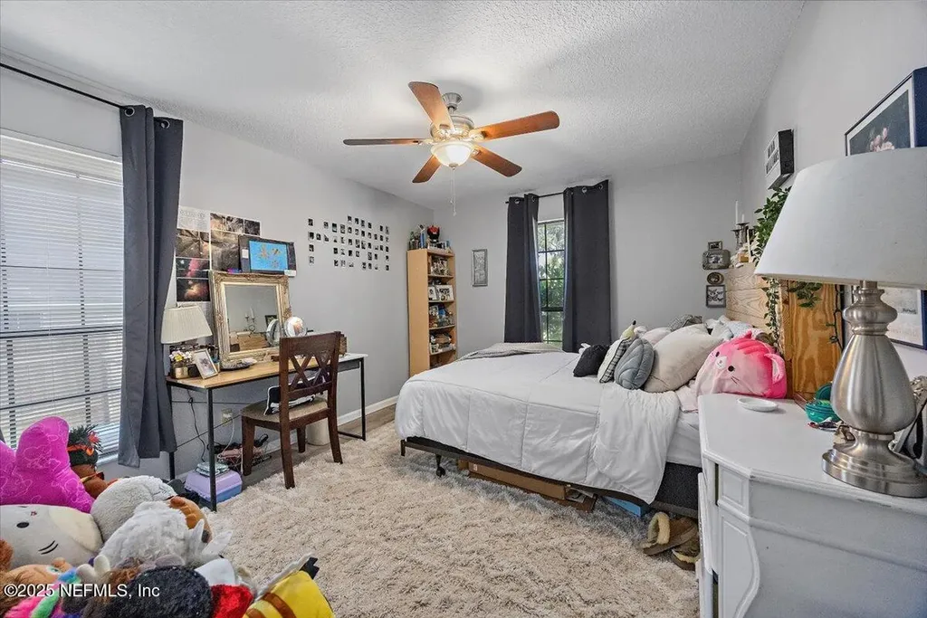3945 Hollows Drive Jacksonville FL 32225