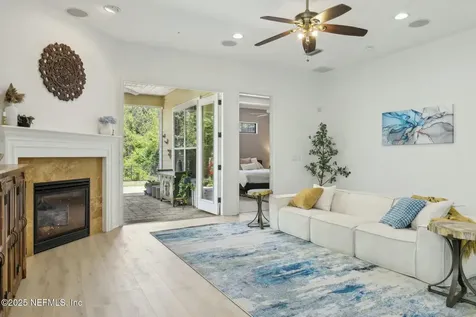 804 N End Street St. Augustine FL 32095