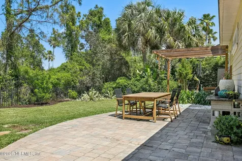 804 N End Street St. Augustine FL 32095