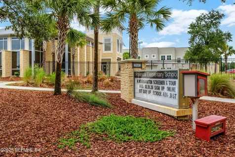 804 N End Street St. Augustine FL 32095