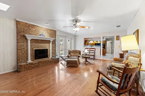 1207 Jamaica Court Jacksonville FL 32216